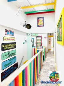 Hotel Café Color - Image 5