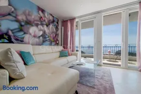 Villa Smaragd - Saphir - Luxury Apartment With Shared Pool - Image 4