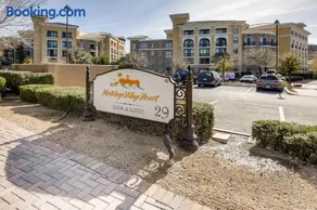 Oasis on Lake Las Vegas - Image 5