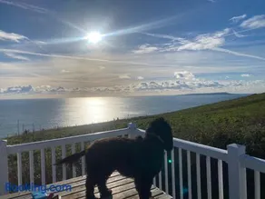 SeaView Sleeps 4to6 Pet friendly Parking - Image 2