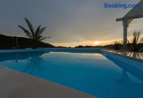 Holidays Roko - Sea View Apartments with Pool - Image 4