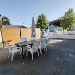 Chez Albert au bord de plage - Image 2