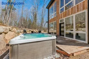 Cozy, luminous and charming retreat - Image 2