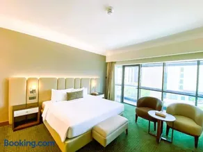 City Seasons Hotel Dubai - Image 2