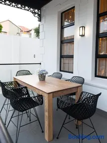 Zet On 9TH Avenue - Image 3
