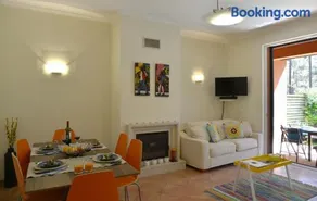 Exciting Beach Villa - Image 1