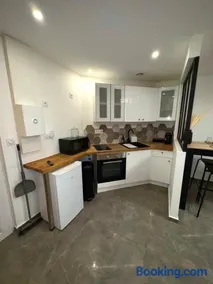 Cozy apartment - Image 4