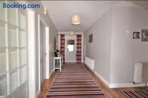 Larch Chalet - Image 2