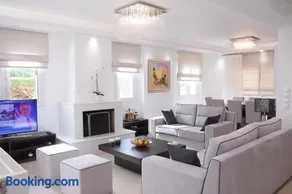 Keratea Luxury Villa -Athens Airport - Image 1