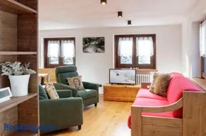 HelloChalet - Maison Mont Fleury- newly refurbished 50 mt center and ski bus stop - Image 3
