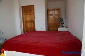 Popov Guest House - Image 4