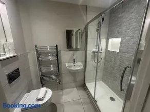 High Wycombe Apartments - Image 3
