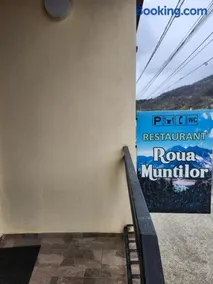 Hotel Roua Muntilor - Image 2