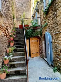 Grande maison en pierre au coeur du village provençal du XIe siecle 10 personnes - Image 1