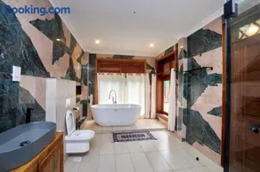 Peppermint luxury villa - DIANI - Image 2