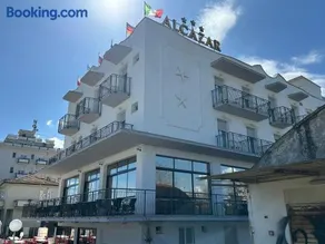 Hotel Alcazar - Image 3