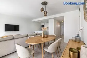 Luxury Seaview Penthouse - Image 5