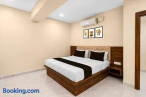 Super Collection O Kakatiya Hills Formerly Shree Adithya Luxury Rooms - Image 1