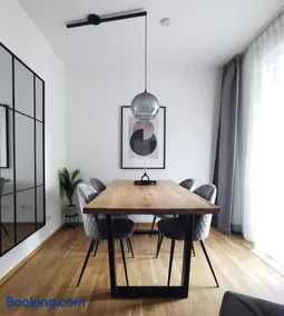 Design Apartment with Balcony - Munich Pasing - Image 2
