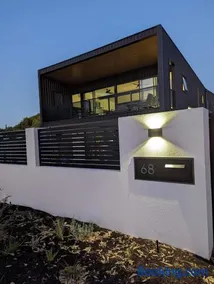Golden Bay Beach House - Image 2