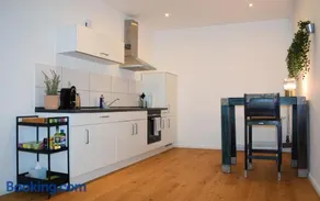 Modernes Studio Appartement mit Leseecke - Image 2