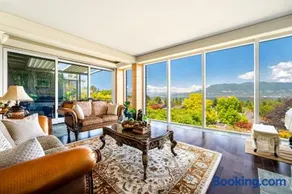 Ocean and Mountain View Home near Downtown - Image 1