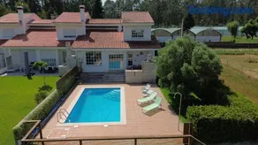 Casa con piscina a orilla del Rio Miño - Image 2