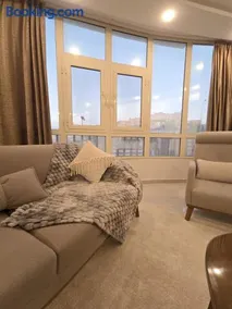 Apartment - Prime Location - Sheikh Zayed - Image 2