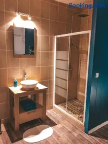 chambre double avec salle de bain privative - Image 2