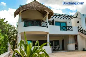 Salamina Luxury private house - Image 2