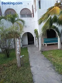 Kaleb's Beachfront Serviced Studio Apartments - Image 2