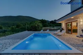 Charming holiday home Dolac in rural area with pool - Image 4