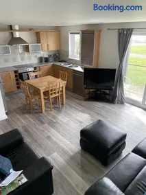 Beach Front Ground Floor Apartment - Image 3