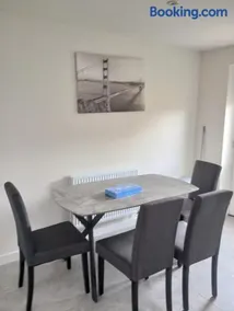 Mesnes Place - Image 3