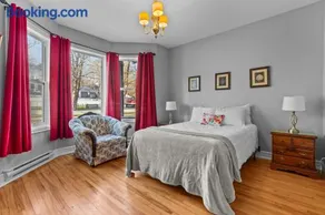Modern 2BR W&D Wi-Fi Parking - Image 2