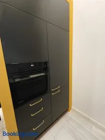 Basilica Modern Apartment - Image 4