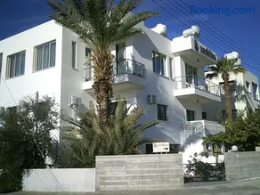 Panklitos Tourist Apartments - Image 3