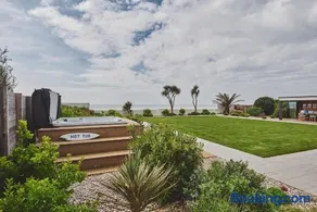 Sun Beach House - Image 4