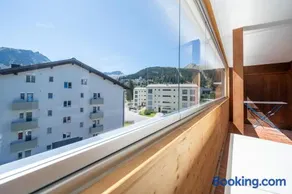 Latschüel by Arosa Vacations, Familienwohnung im Zentrum mit Privatparkplatz - Image 4
