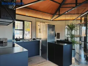 Duplex in chalet with pool - Image 4