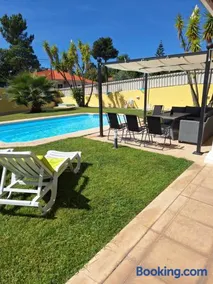 B House Verdizela - Image 1