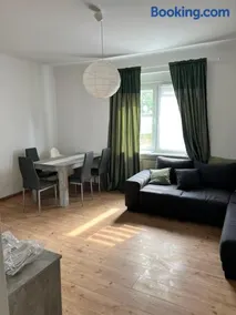 Geräumig, modern und perfekt angebunden! - Image 1