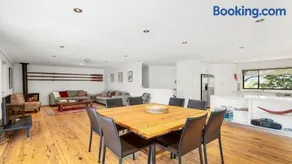 Beachside Oasis Pearl Beach - Image 3