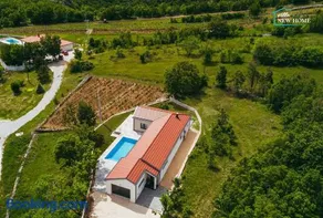 Villa New Home, villa with pool in Imotski near Makarska - Image 1