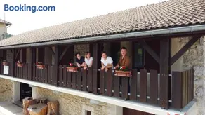 Hostel Quartier Libre - Image 2