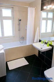 Limes Apartments - Image 4