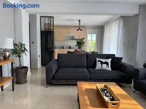 Onar Luxury Apartment - Image 4