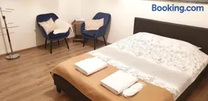 Central Apartment DumDix Brasov - Image 2