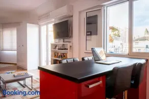 Martin’s Akropolis loft - Image 2