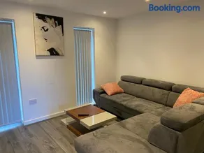 STAN LUXURY HOME - Image 5